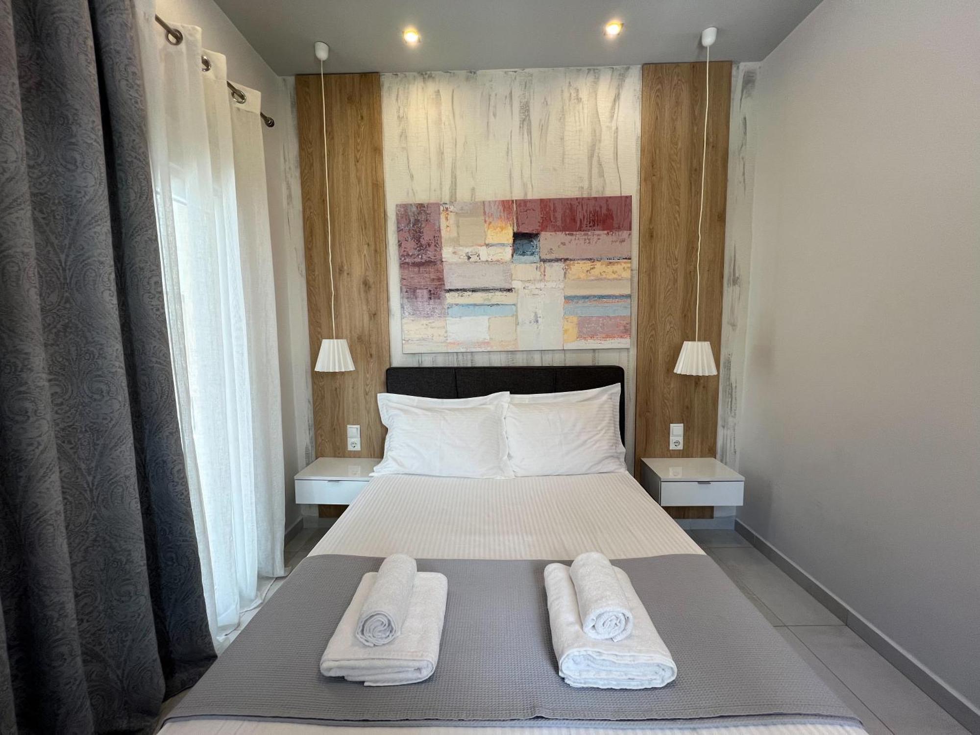 P Deluxe Suites 7 Солун Екстериор снимка