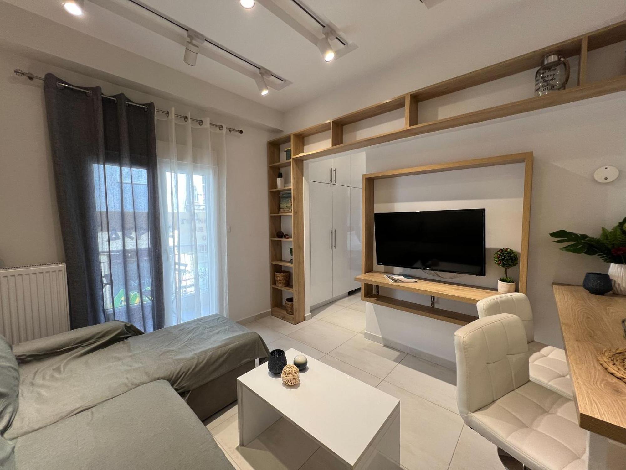P Deluxe Suites 7 Солун Екстериор снимка