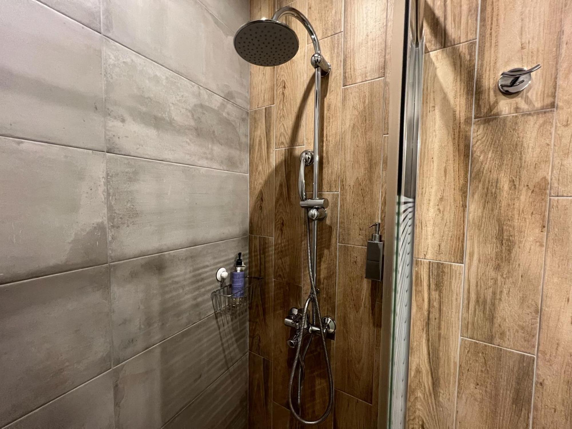 P Deluxe Suites 7 Солун Екстериор снимка